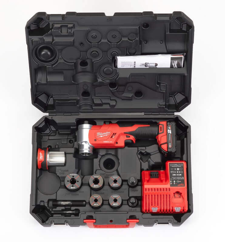 Пробойник гидравлический аккумуляторный MILWAUKEE M18 HKP-201CA (493345120)