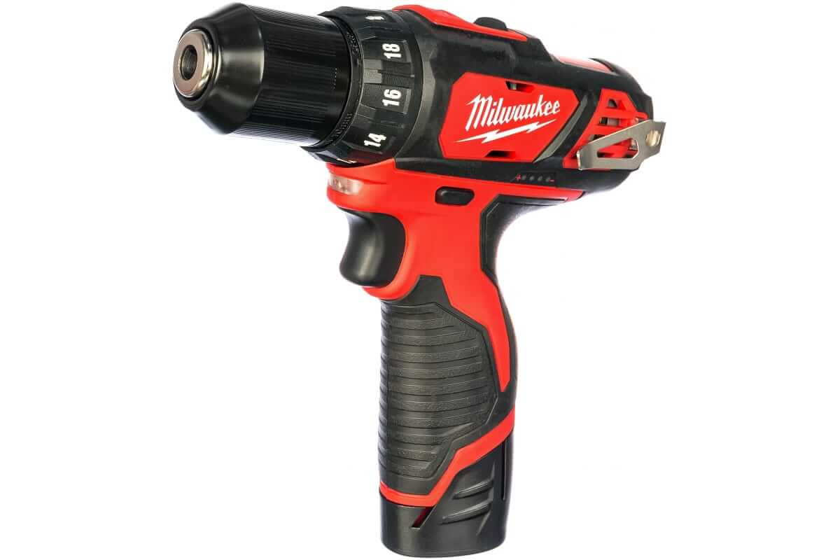 Дрель-шуруповерт MILWAUKEE M12 BDD-202C (4933441915) [12В, 2x2,0 Ач, кейс]