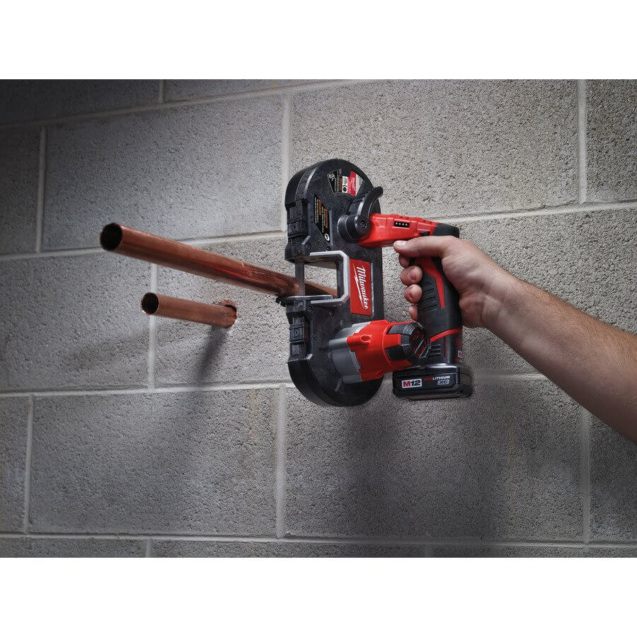 Пила ленточная аккумуляторная MILWAUKEE M12 BS-402C (4933441805)