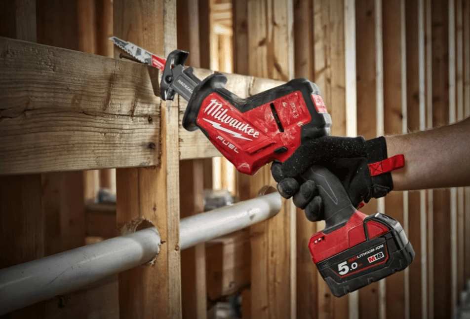 Пила сабельная аккумуляторная MILWAUKEE M18 FUEL FHZ-0X без АКБ и ЗУ (4933459887)