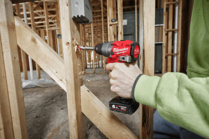 Дрель-шуруповерт MILWAUKEE M12 FDD2-202 (4933479873) [12В, 2x2,0 Ач, бесщеточный, кейс]