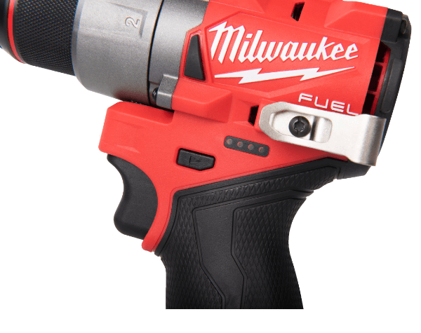 Дрель-шуруповерт MILWAUKEE M12 FDD2-202 (4933479873) [12В, 2x2,0 Ач, бесщеточный, кейс]