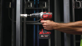 Дрель-шуруповерт ударный Milwaukee M18 BPD-0 (4933443500) [18В, без акб и з/у, картон]