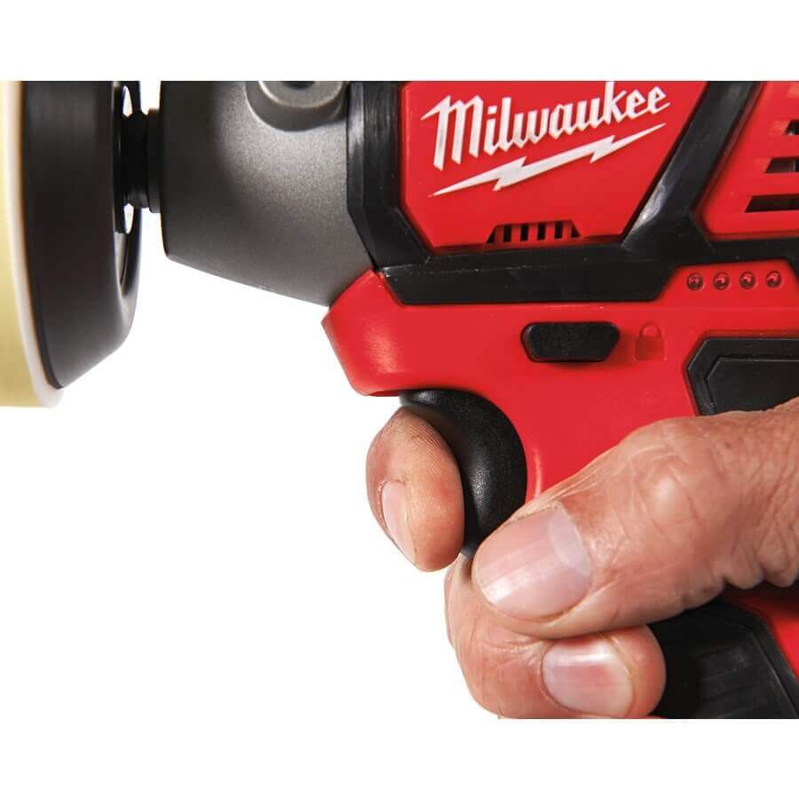 Шлифмашина полировальная аккумуляторная MILWAUKEE M12 BPS-421X (4933447799)