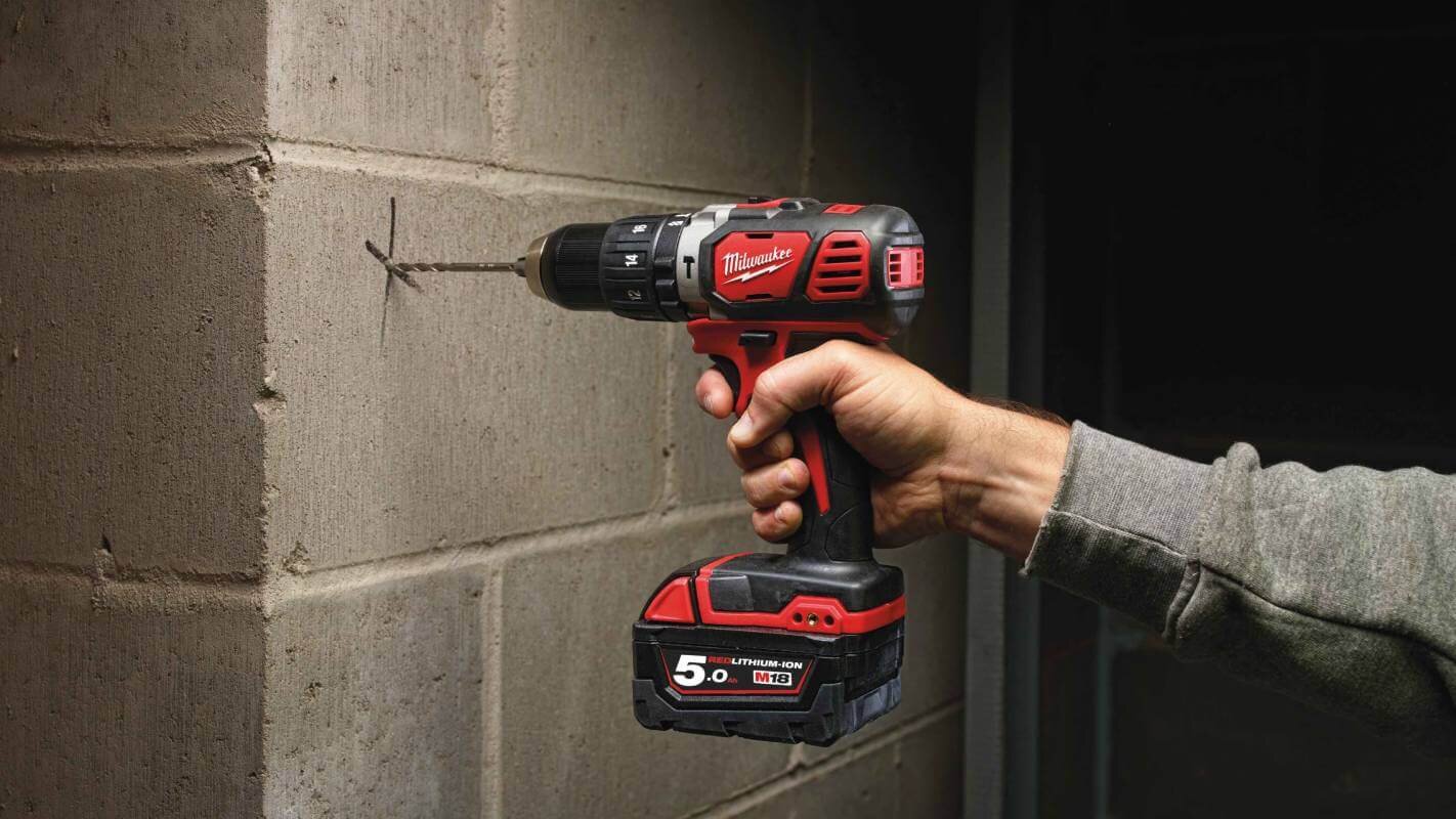 Дрель-шуруповерт ударный Milwaukee M18 BPD-0 (4933443500) [18В, без акб и з/у, картон]