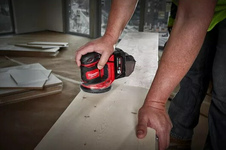 Шлифмашина эксцентриковая (орбитальная) аккумуляторная MILWAUKEE M18 BOS125 без АКБ и ЗУ (4933464228