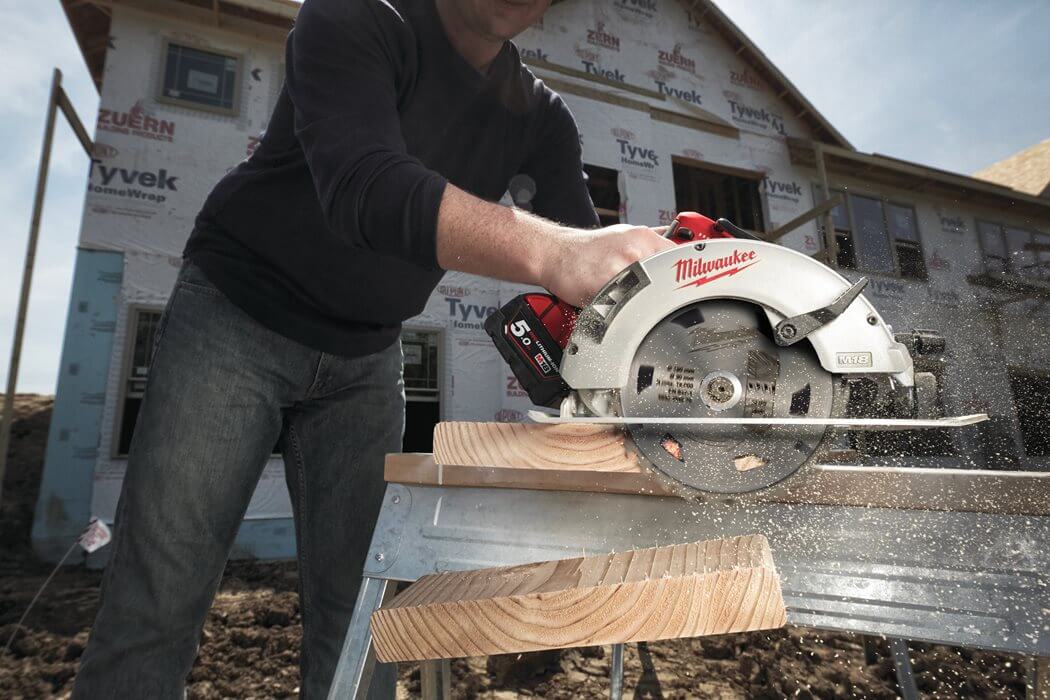 Пила дисковая аккумуляторная MILWAUKEE M18 BLCS66-502X (4933464590)