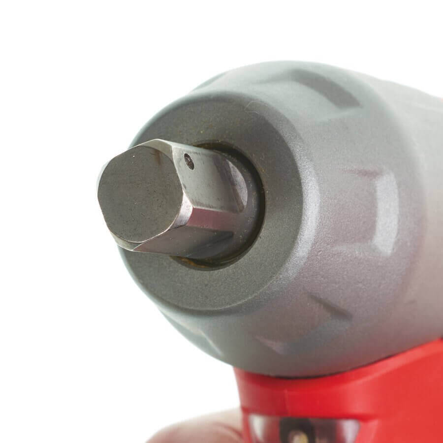 Гайковерт аккумуляторный ударный MILWAUKEE M12 BIW12-202C (4933447133)