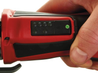 Инструмент для обжима труб гидравлический аккумуляторный MILWAUKEE M12 HPT-202C M-KIT (4933443095)