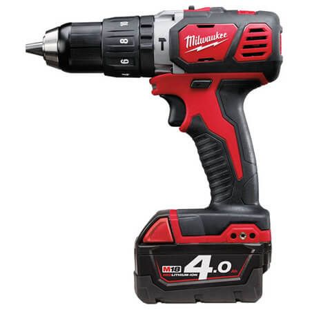 Дрель-шуруповерт ударный Milwaukee M18 BPD-402C (4933443520) [18В, 2x4,0 Ач, кейс]