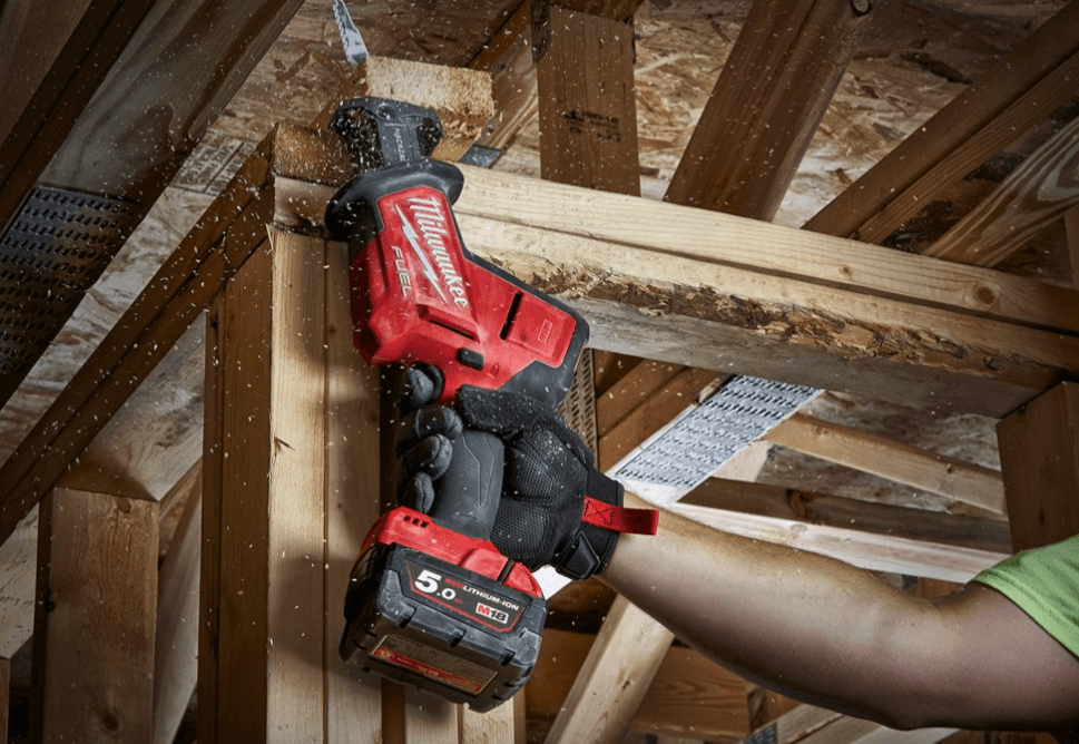 Пила сабельная аккумуляторная MILWAUKEE M18 FUEL FHZ-0X без АКБ и ЗУ (4933459887)