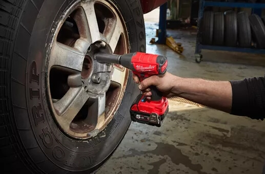 Гайковерт аккумуляторный ударный MILWAUKEE M18 FUEL ONEIWF12-0X ONE-KEY без АКБ и ЗУ (4933459198)