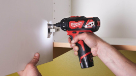 Дрель-шуруповерт Milwaukee M12 BD-0 (4933441910) [12В, без акб и з/у, картон]