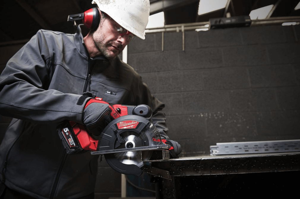 Пила дисковая аккумуляторная MILWAUKEE M18 FMCS-502X (4933459193)