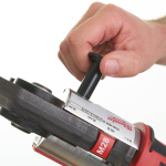 Инструмент для обжима труб гидравлический аккумуляторный MILWAUKEE M18 BLHPT-202C (4933451132)