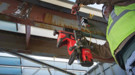 Дрель аккумуляторная на магнитной станине с постоянным магнитом MILWAUKEE HD18 DD-0 без АКБ и ЗУ (4933451636)