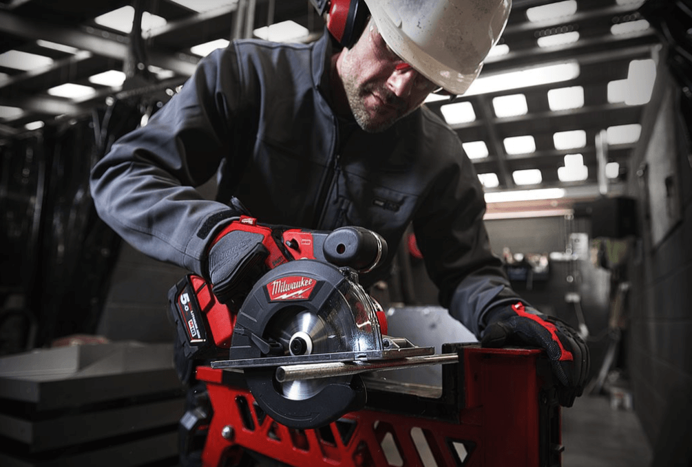 Пила дисковая аккумуляторная MILWAUKEE M18 FMCS-502X (4933459193)