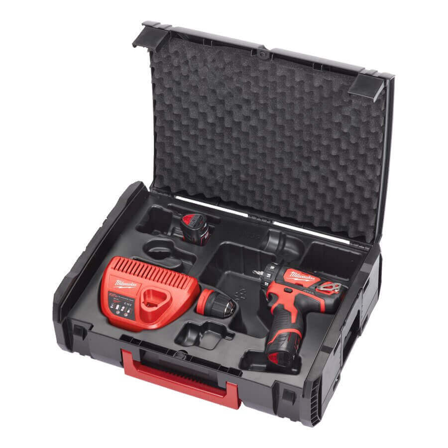 Дрель-шуруповерт Milwaukee M12 BDDXKIT-202C (4933447836) [12В, 2x2,0 Ач, кейс, насадки 3 шт]