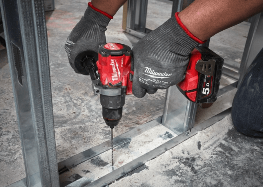 Дрель-шуруповерт MILWAUKEE M18 FDD2-502X (4933464267) [18В, 2x5,0 Ач, бесщеточный, кейс]