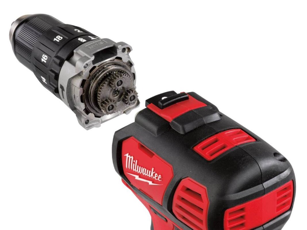 Дрель-шуруповерт ударный Milwaukee M18 BPD-0 (4933443500) [18В, без акб и з/у, картон]