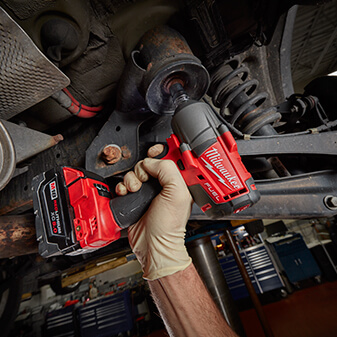 Гайковерт аккумуляторный ударный MILWAUKEE M18 FMTIWF12-502X (4933459185)
