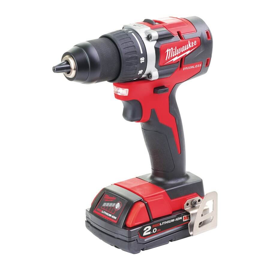 Дрель-шуруповерт Milwaukee M18 CBLDD-202C (4933464317) [18В, 2x2,0 Ач, бесщеточный, кейс]