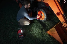 Фонарь аккумуляторный MILWAUKEE M18 HAL-0 без АКБ и ЗУ (4933451262)