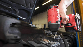 Винтоверт аккумуляторный ударный MILWAUKEE M18 FUEL FQID-0X без АКБ и ЗУ (4933459187)