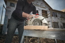 Пила дисковая аккумуляторная MILWAUKEE M18 BLCS66-502X (4933464590)
