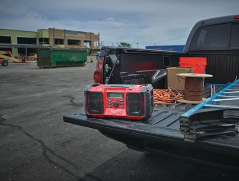 Радио аккумуляторное MILWAUKEE M18 JSR DAB+-0 без АКБ и ЗУ (4933451251)