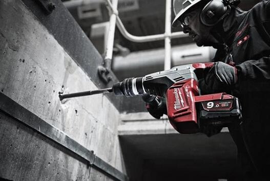 Перфоратор аккумуляторный MILWAUKEE M18 FUEL CHM-0 без АКБ и ЗУ (4933451362)