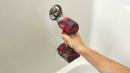 Винтоверт аккумуляторный ударный MILWAUKEE M18 BID-0 без АКБ и ЗУ (4933443570)