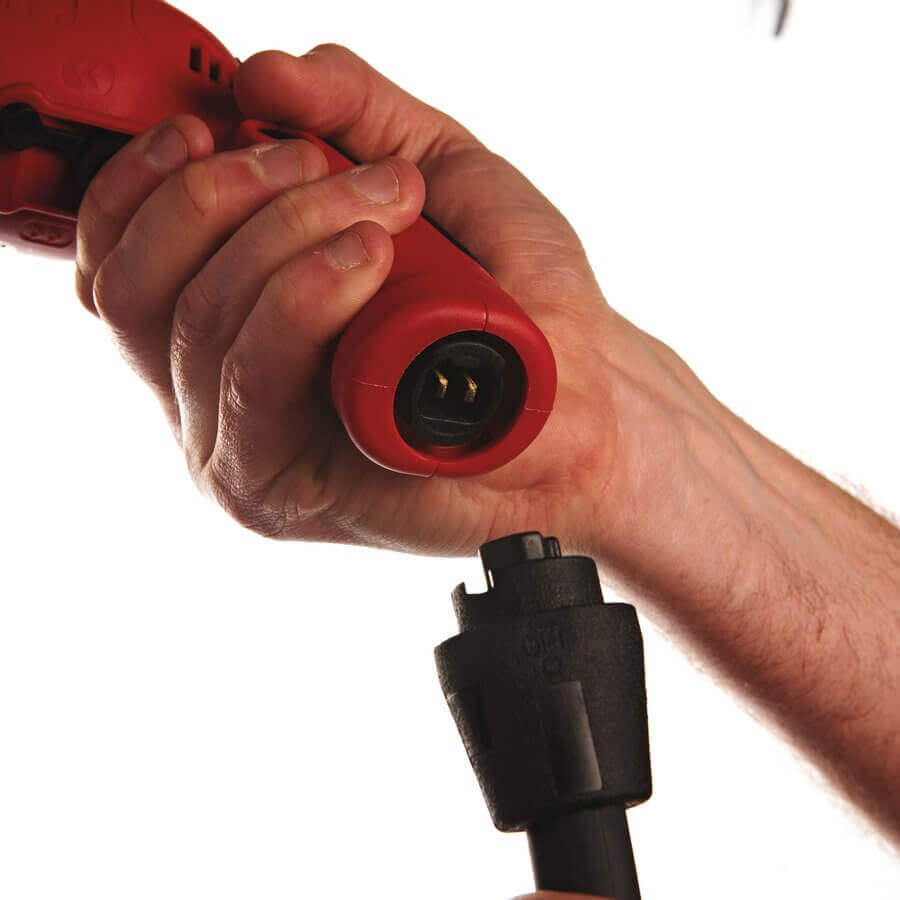 Дрель безударная MILWAUKEE HDE 6 RQ (010150)