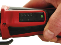 Инструмент для обжима труб гидравлический аккумуляторный MILWAUKEE M12 HPT-202C (4933443085)