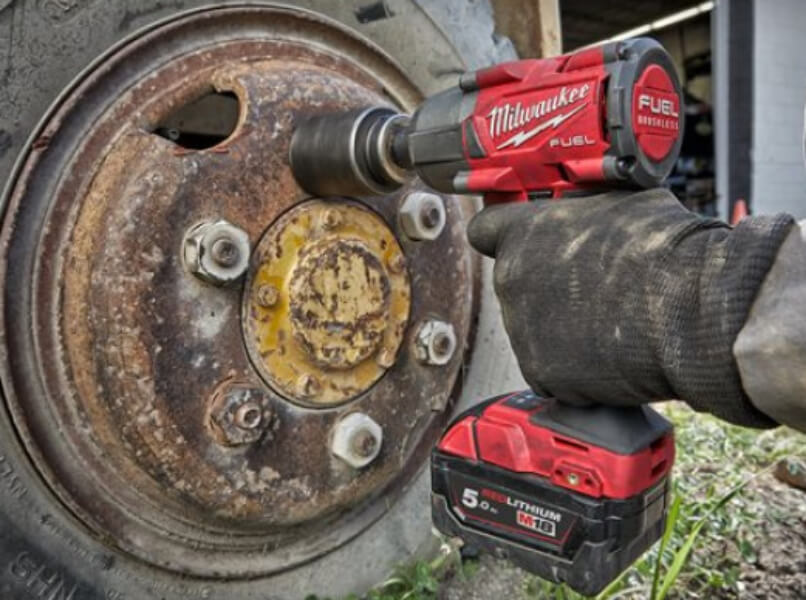 Гайковерт аккумуляторный ударный MILWAUKEE M18 FMTIW2F12-0X FUEL без АКБ и ЗУ (4933478453)