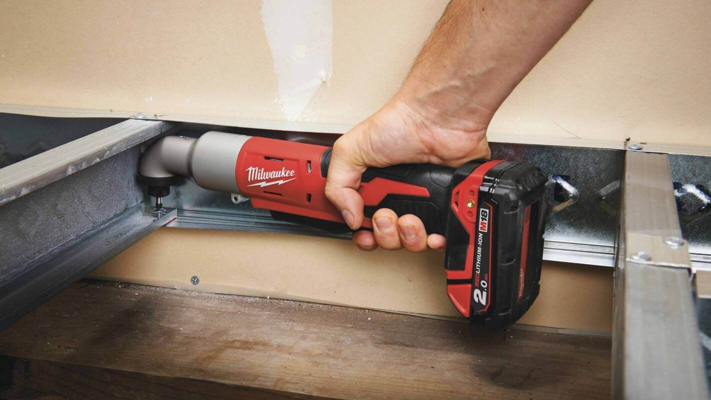 Винтоверт аккумуляторный ударный угловой MILWAUKEE M18 BRAID-0 без АКБ и ЗУ (4933447891)